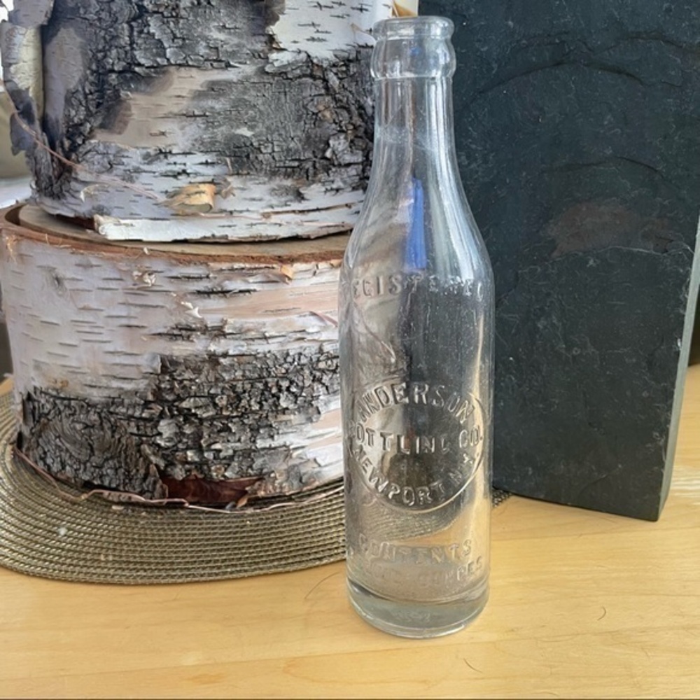 Vintage 70’s Glass Bottle Anderson Bottling Co. Newport Nh